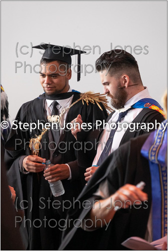 SV49-076 EIT Graduation Gisborne web